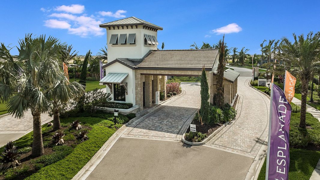 Community amenity available to residents of Esplanade Lake Club Condos in Fort Myers (Image 19).