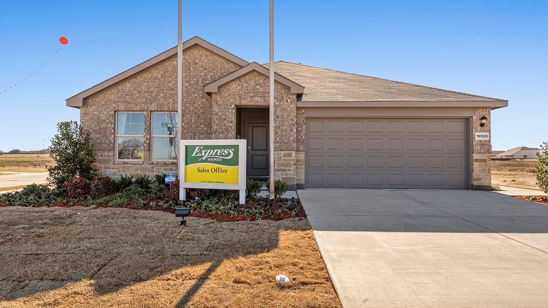 Image 27 of the Southfork Estates community in Crowley, TX.