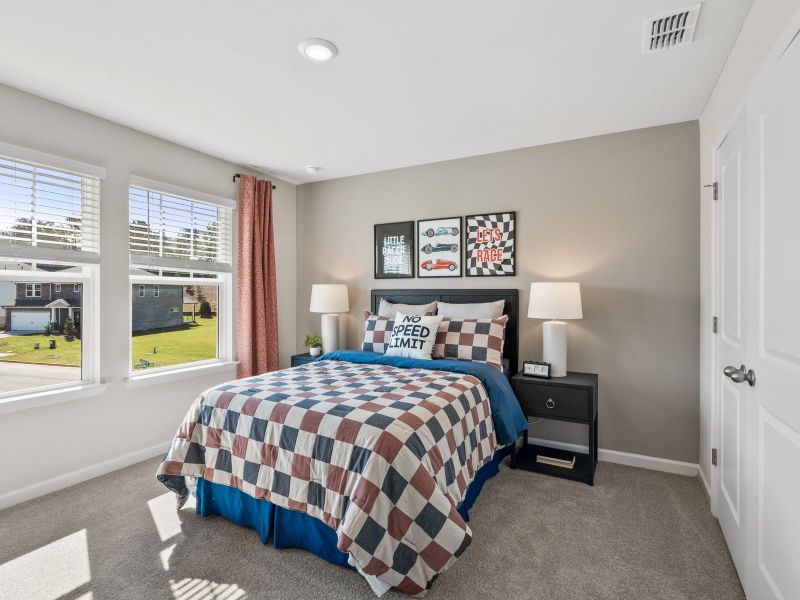 Furnished interior in a model home at Harmony Manor in Fairburn (Image 21).