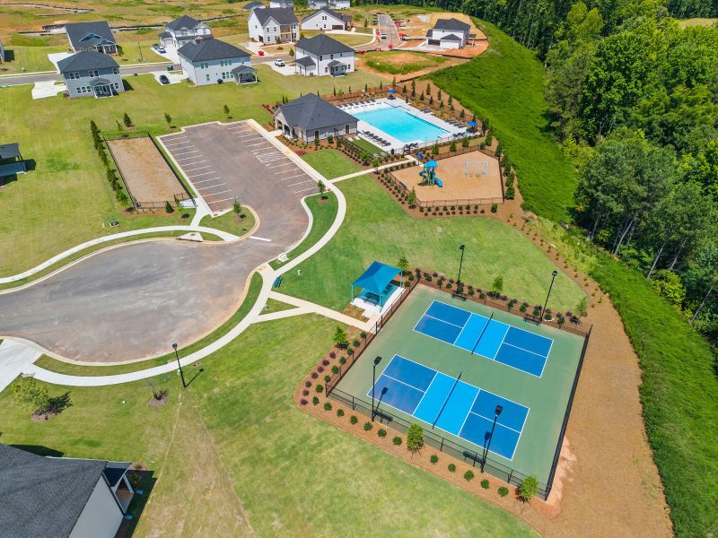 Community amenity available to residents of River Pointe in Monroe (Image 15).