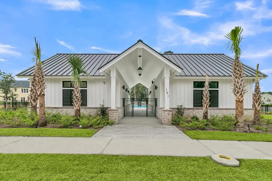 Community Pool and Cabana | Pineland Preserve