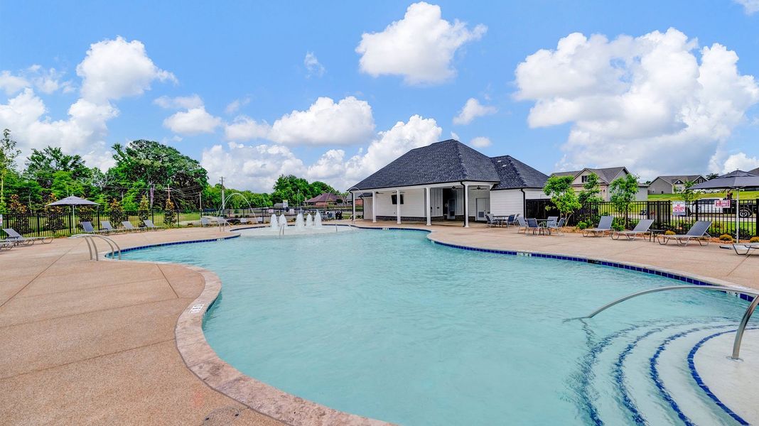 Community amenity available to residents of Riverwood Gardens in Oakland (Image 13).