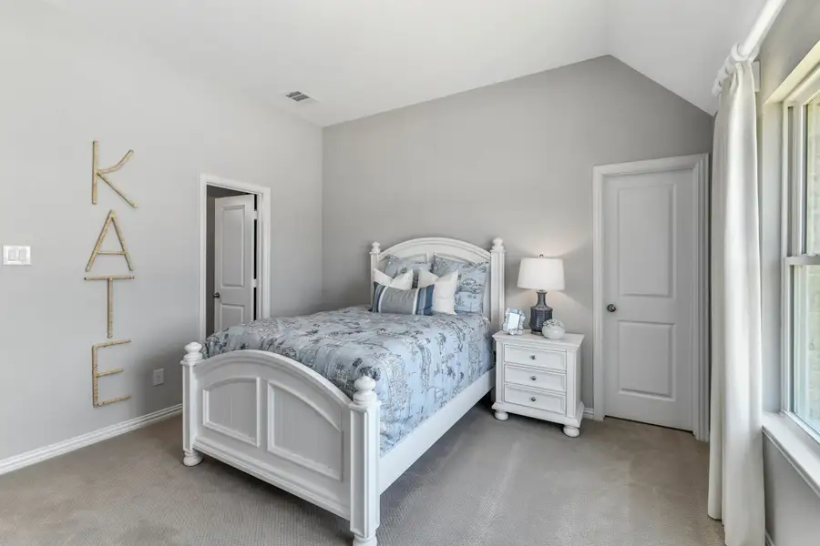 Image 29 of the South Haven community in Irving, TX.