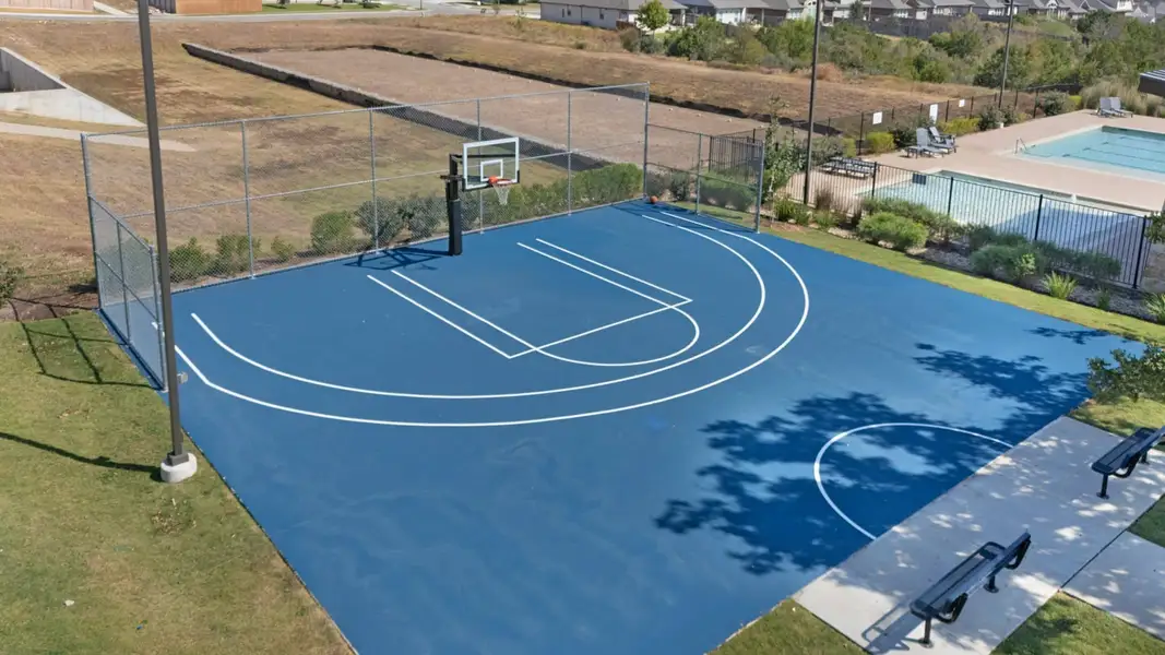 Community amenity available to residents of Crescent Bluff in Andice (Image 5).