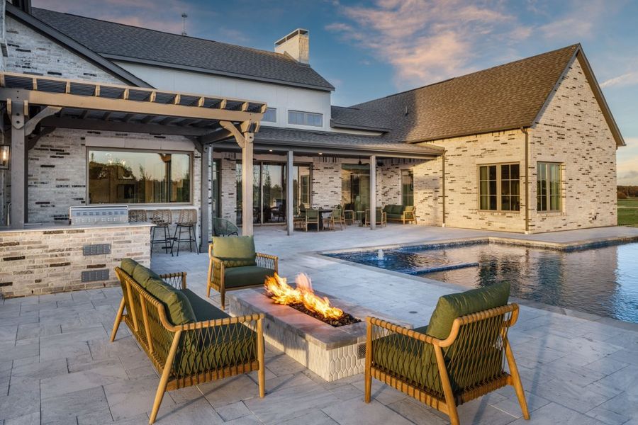 Exterior details of a home in Dean Farms, Lucas (Image 24).