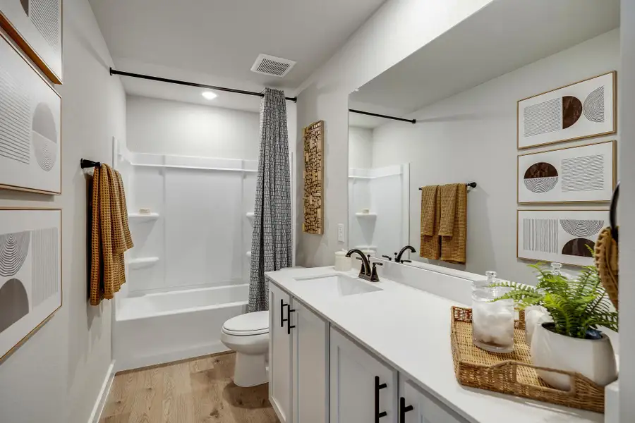 Fairway Crossing Model - Ellis