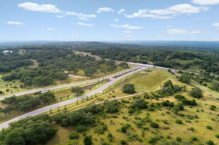 Natural surroundings and green spaces near Provence in Briarcliff, TX (Image 4).