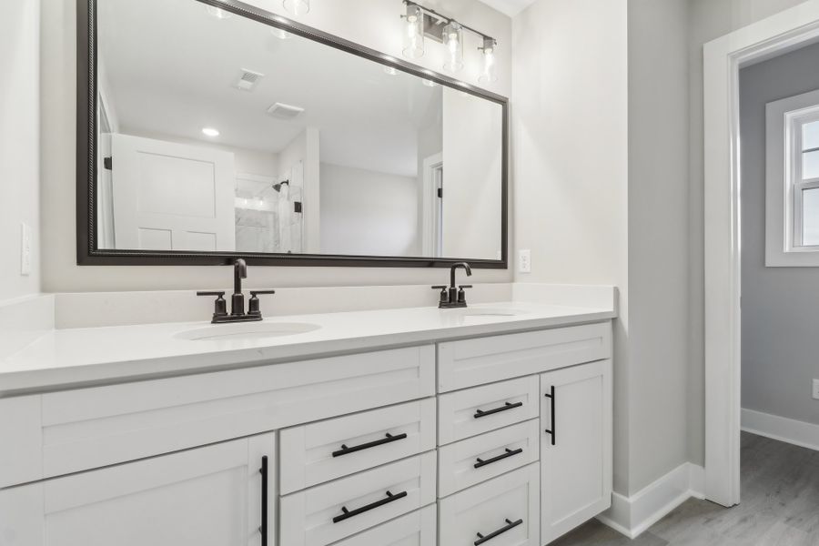 Ashbourne II - Master Bath