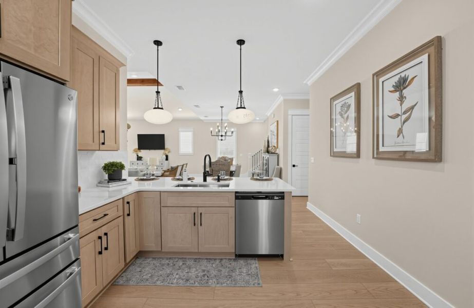Furnished interior in a model home at King's Landing in Panama City (Image 15). Furnished interior in a model home at King's Landing in Panama City (Image 15).