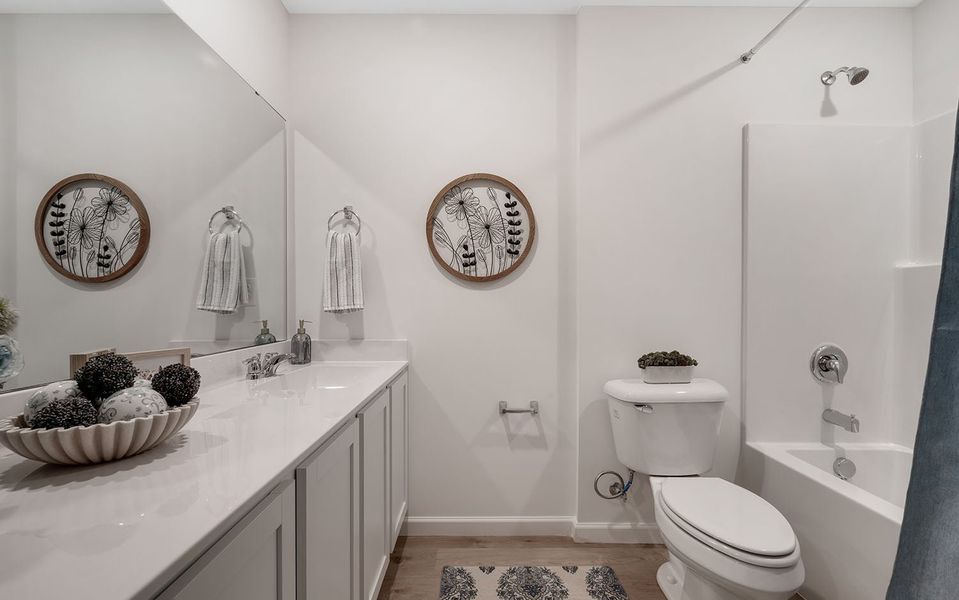 Furnished interior in a model home at Stonehenge in Manchester (Image 21).