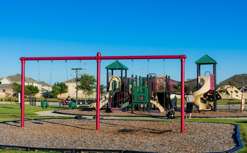 Image 3 of the Sterling Lakes community in Arcola, TX.