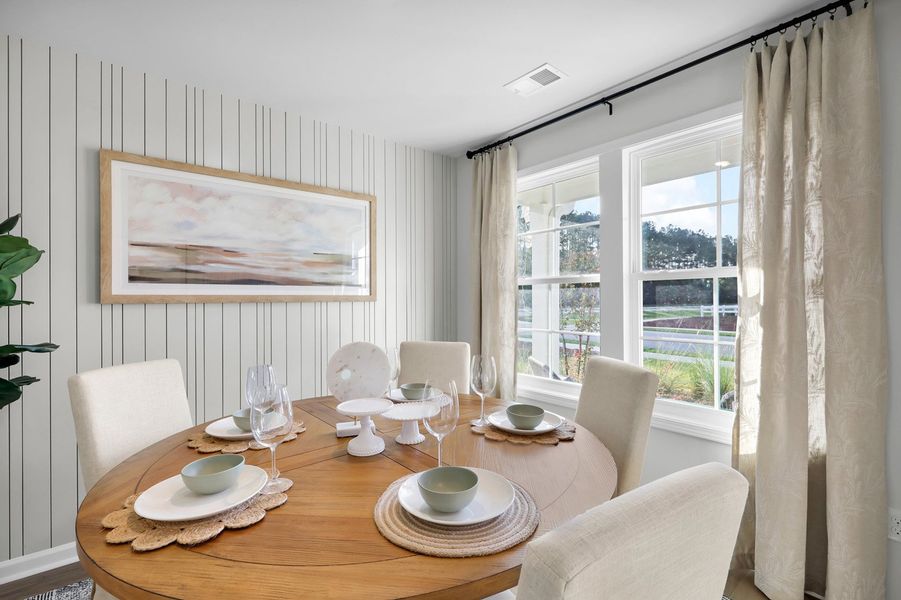 Lancaster | Dining Room