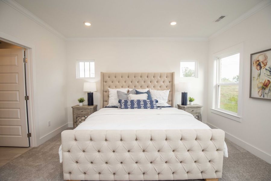 The Cleveland. *Photo is of example home. Selections and finishes may vary. The Cleveland. *Photo is of example home. Selections and finishes may vary.