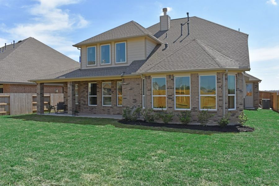 Image 2 of the Lakes of Savannah II community in Rosharon, TX. Image 2 of the Lakes of Savannah II community in Rosharon, TX.