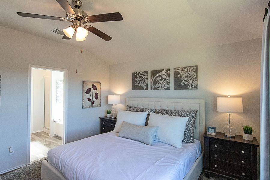 Furnished interior in a model home at Creekside Hills in Copperas Cove (Image 7).