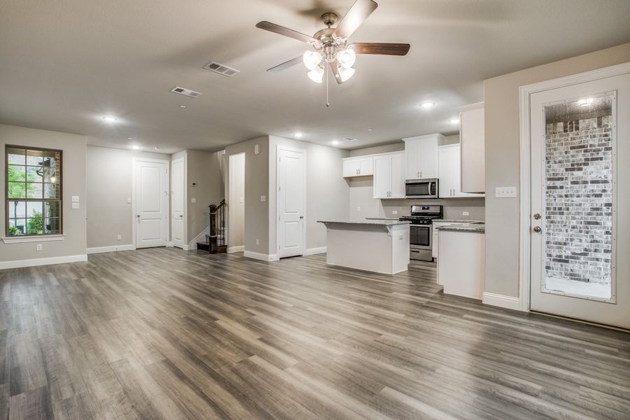 Image 6 of the Prairie Commons Townhomes community in Plano, TX.