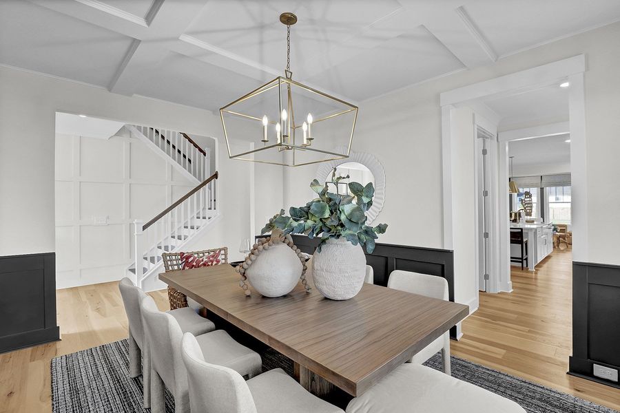 Yates II | Dining Room