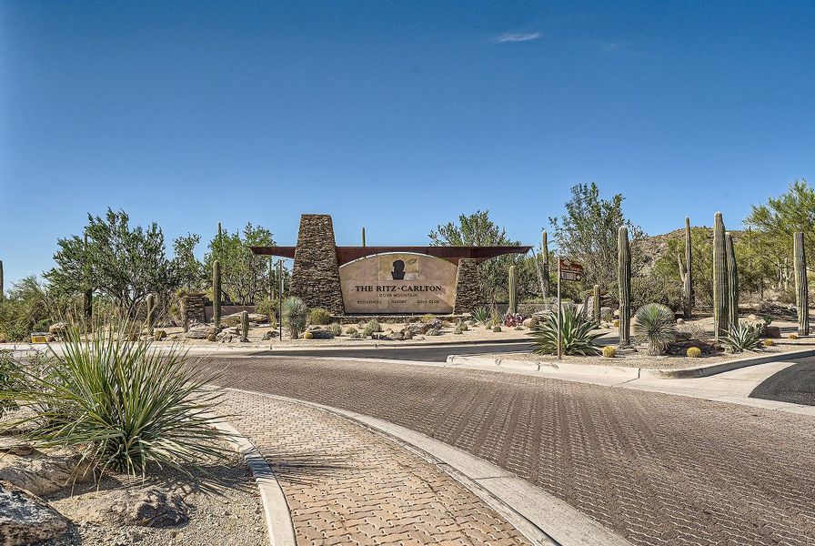 Marana Ritz Carlton Entry Monument