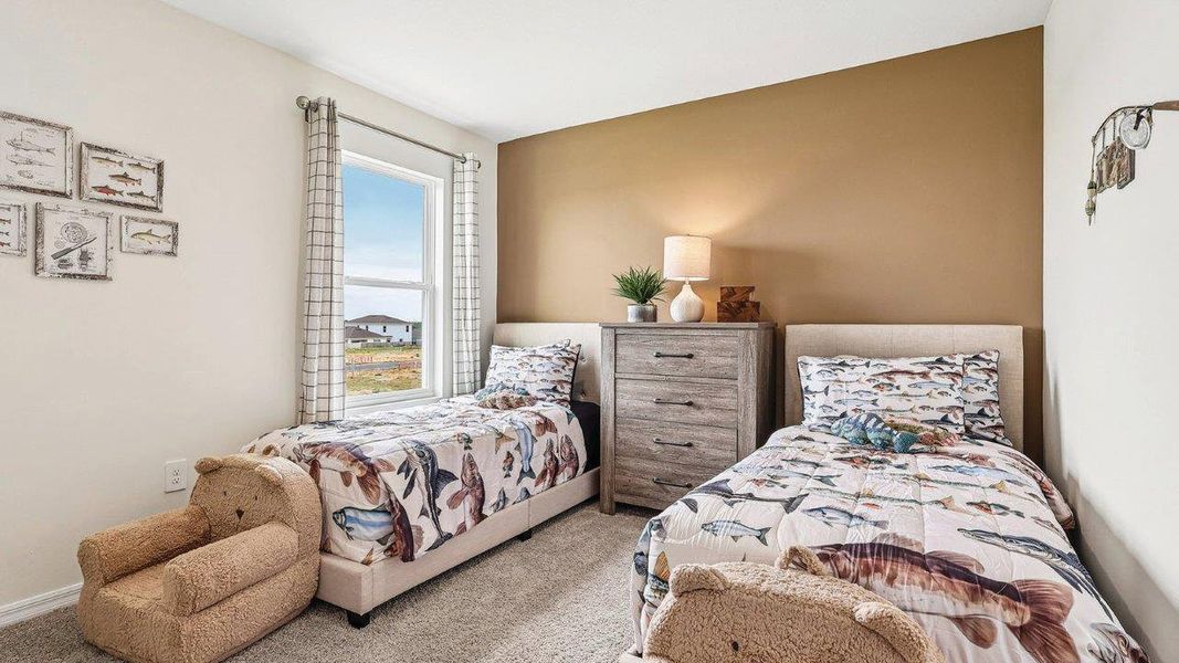 Furnished interior in a model home at Wynnstone in Davenport (Image 38).
