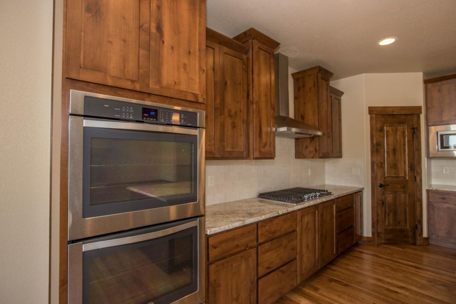 Kinston Centerra,80538 Kinston Centerra,80538