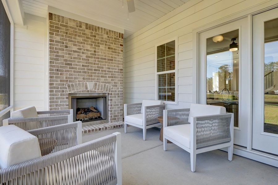 Jensen | Covered Porch