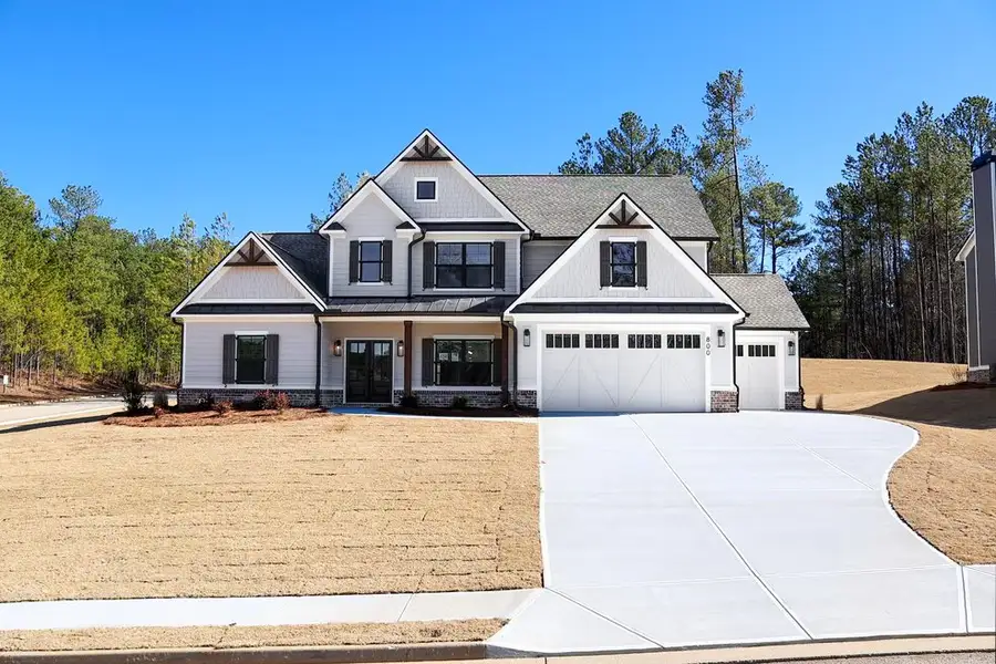 Front exterior of a home in the Spring Creek community, located in Monroe, GA (Image 2).