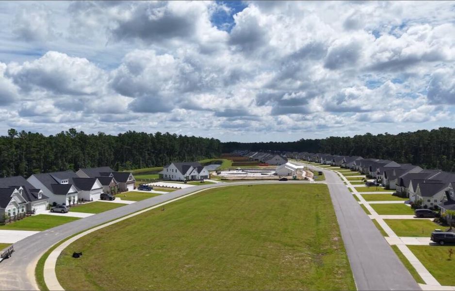 Image 19 of the The Enclave at French Quarter Creek community in Huger, SC.