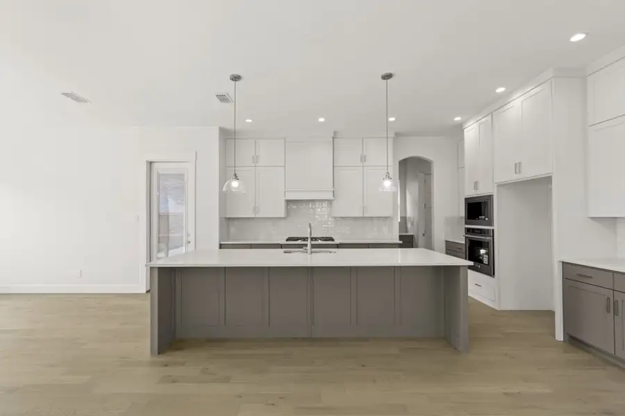 Furnished interior in a model home at Gideon Grove in Rockwall (Image 9). Furnished interior in a model home at Gideon Grove in Rockwall (Image 9).