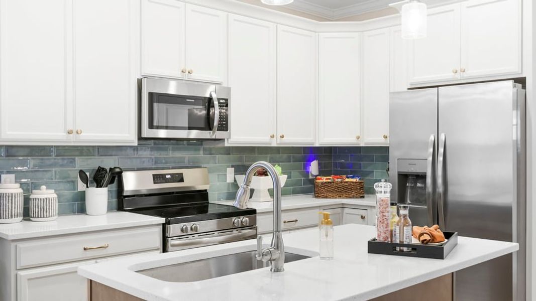 Furnished interior in a model home at Ravencrest in Roebuck (Image 17).