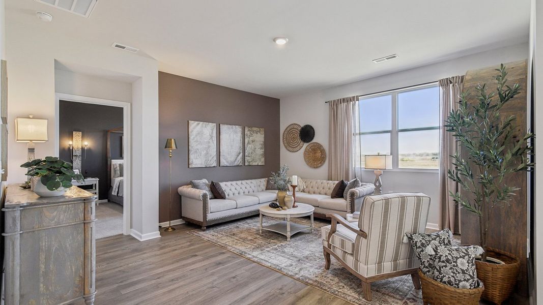 Furnished interior in a model home at CDJ Farms in Portland (Image 15).