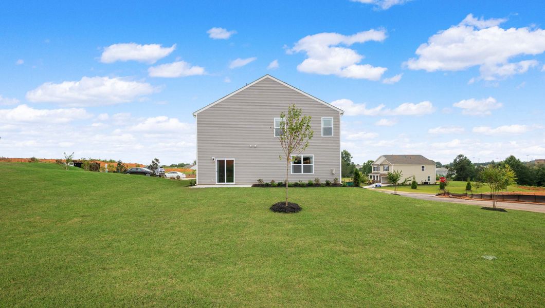 Exterior details of a home in Brookside Farms, Greer (Image 5).