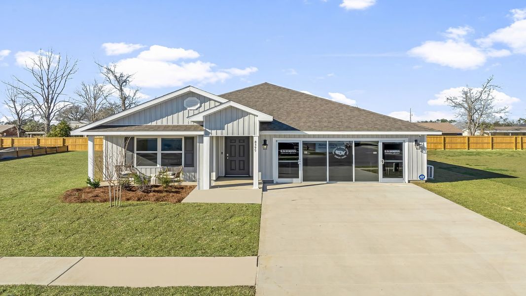 Front exterior of a home in the Park Place community, located in Panama City, FL (Image 5).