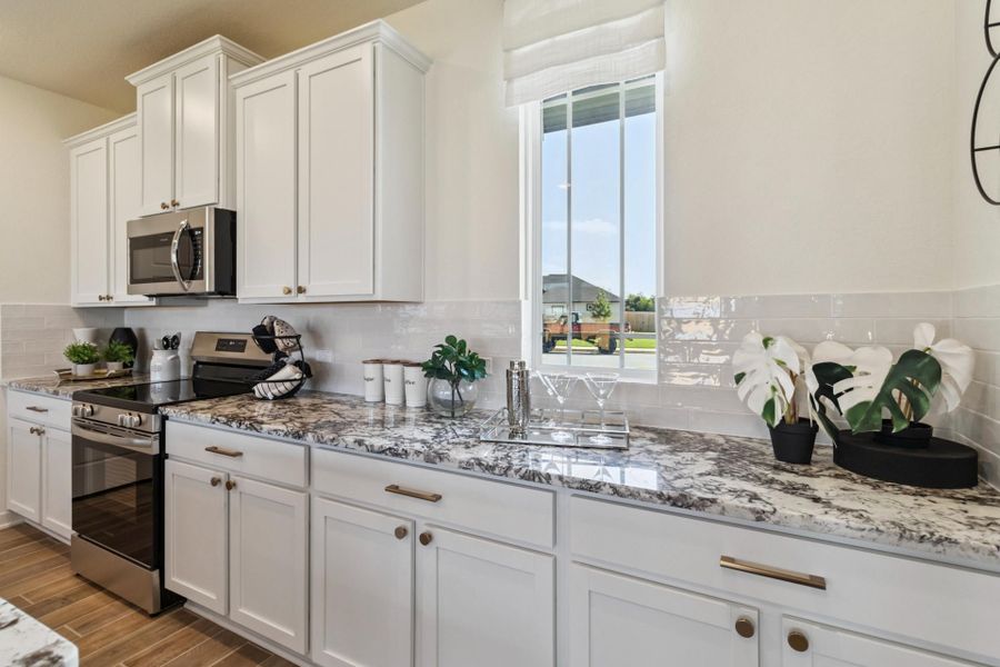 1651 Vista View - Madison - Bonita Vista Model - Kitchen 1651 Vista View - Madison - Bonita Vista Model - Kitchen