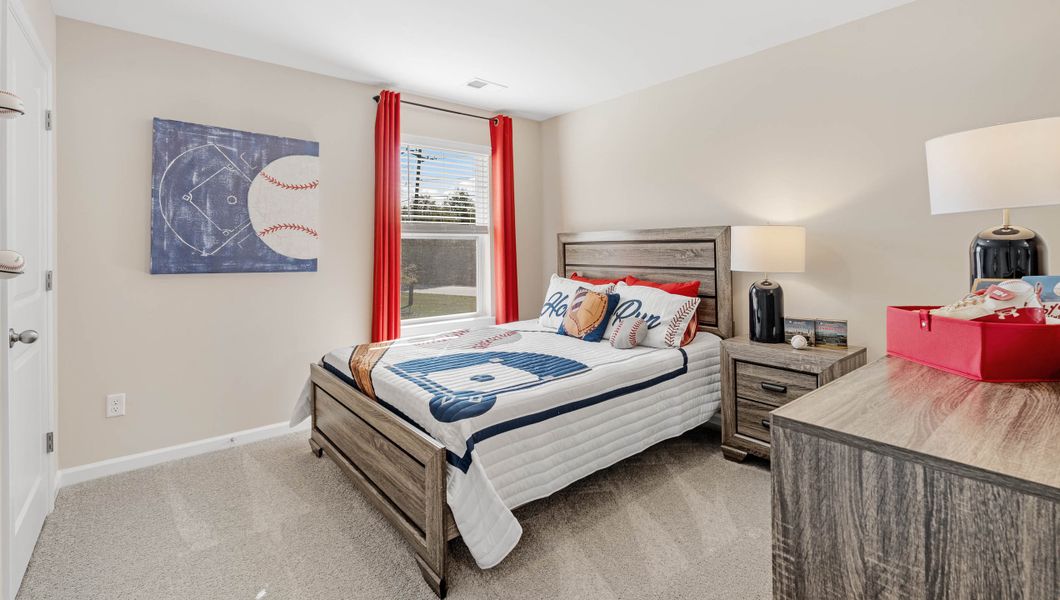 Furnished interior in a model home at Woodglen in Piedmont (Image 19).