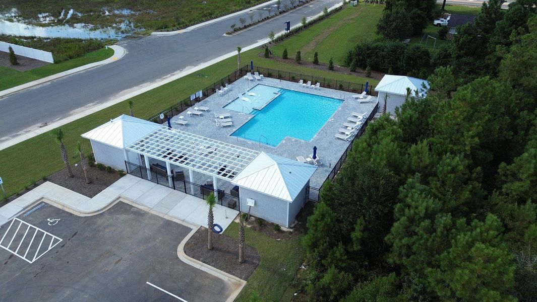 Community amenity available to residents of Eden Springs in Longs (Image 3).