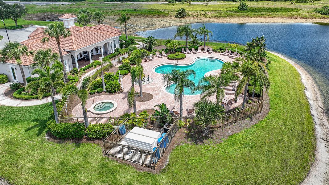 Community amenity available to residents of Bella Via in Port Charlotte (Image 15).
