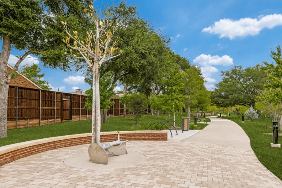 Community amenity available to residents of The Preserve on the Park in Addison (Image 15).