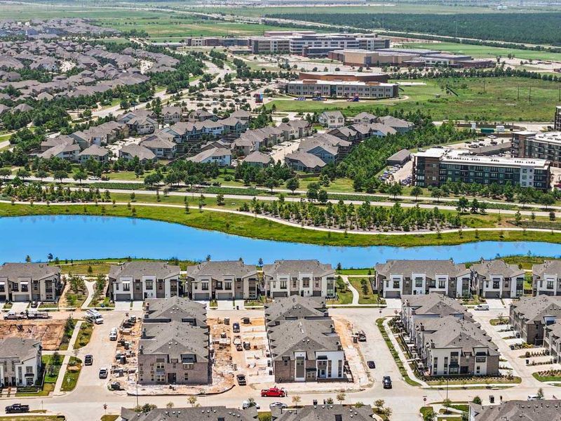 Aerial view of the Bridgeland Central: The Cottages community in Cypress, TX, showing layout and nearby surroundings (Image 17).