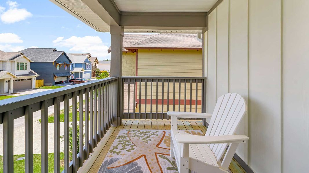 Exterior details of a home in Sanctuary Beach, Panama City Beach (Image 6).