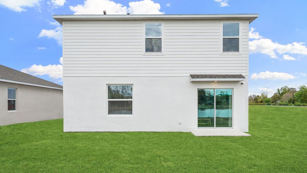 Exterior details of a home in Solena, North Fort Myers (Image 5).