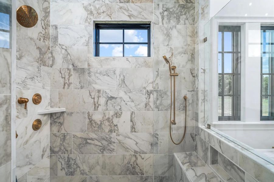 The Dresden H Primary Suite Bathroom