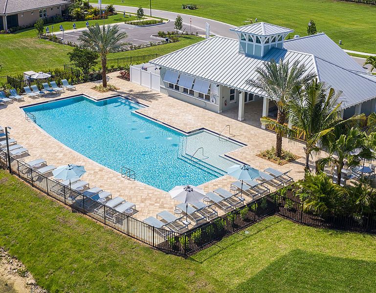 Community amenity available to residents of Bonavie Cove in Fort Myers (Image 3).