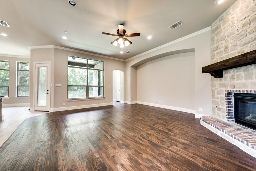 Image 7 of the Enchanted Creek community in Lucas, TX.