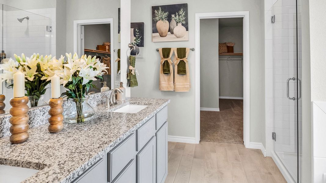 Furnished interior in a model home at Country Meadows in Thorndale (Image 19).