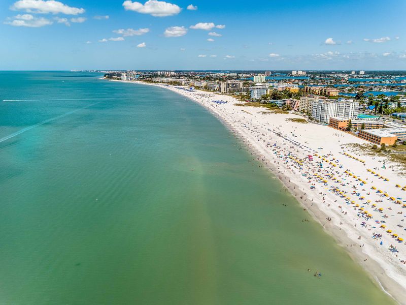 Image 19 of the Isles At Bayview community in Parrish, FL.