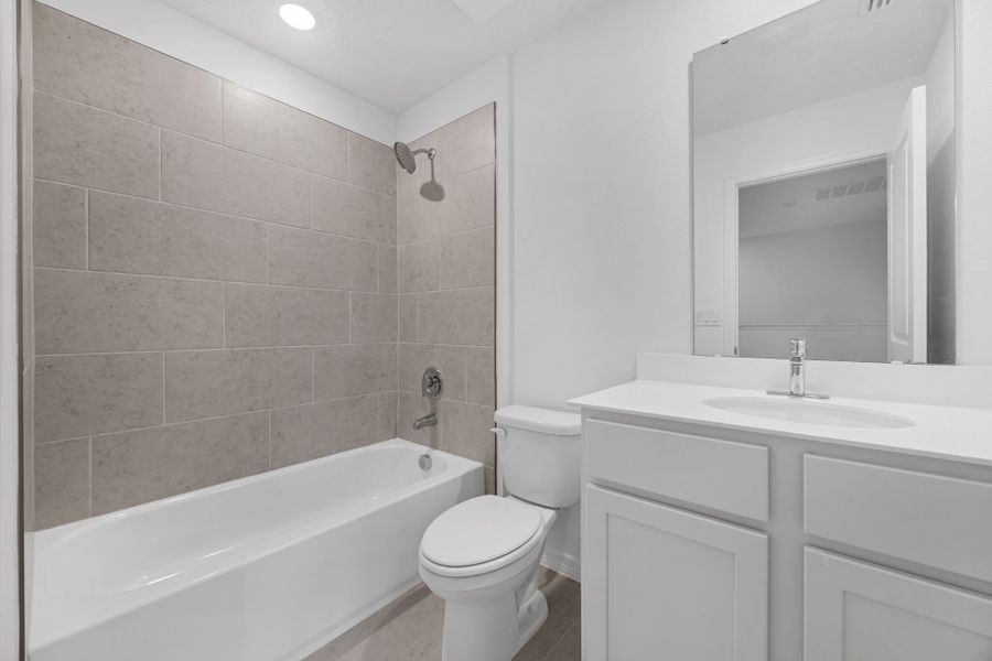 Furnished interior in a model home at Shenandoah Reserve in Orlando (Image 20).