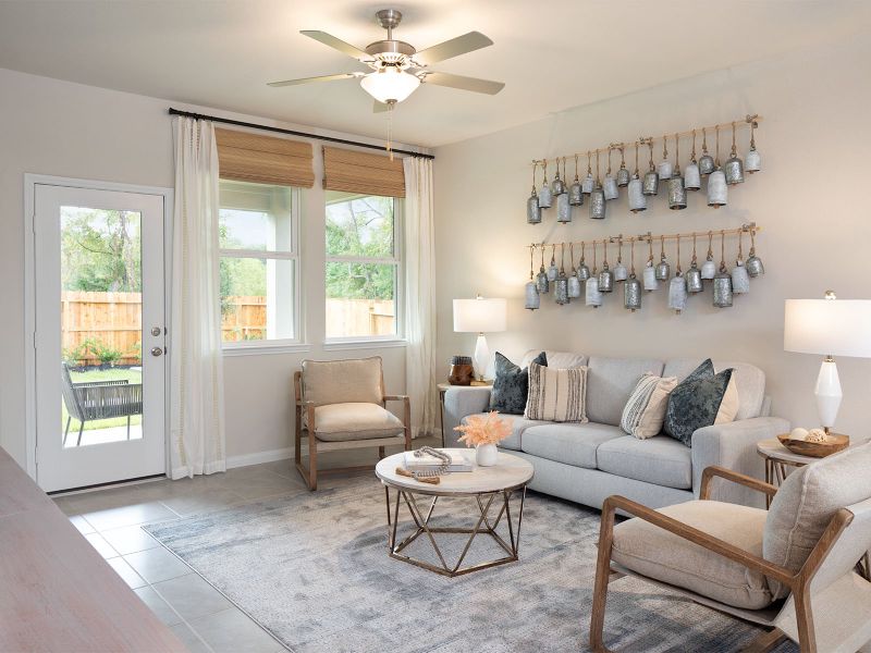 Furnished interior in a model home at Pine Lake Cove - Traditional Series in Montgomery (Image 7). Furnished interior in a model home at Pine Lake Cove - Traditional Series in Montgomery (Image 7).
