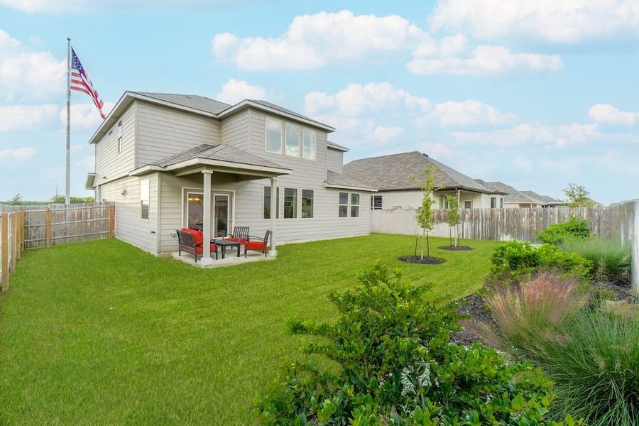 Front exterior of a home in the Venado Crossing community, located in Cibolo, TX (Image 11).