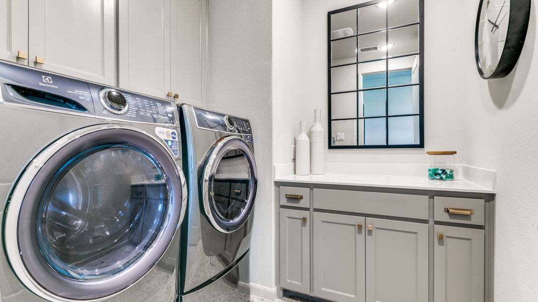 Furnished interior in a model home at Estates at Stacy Crossing in McKinney (Image 34).