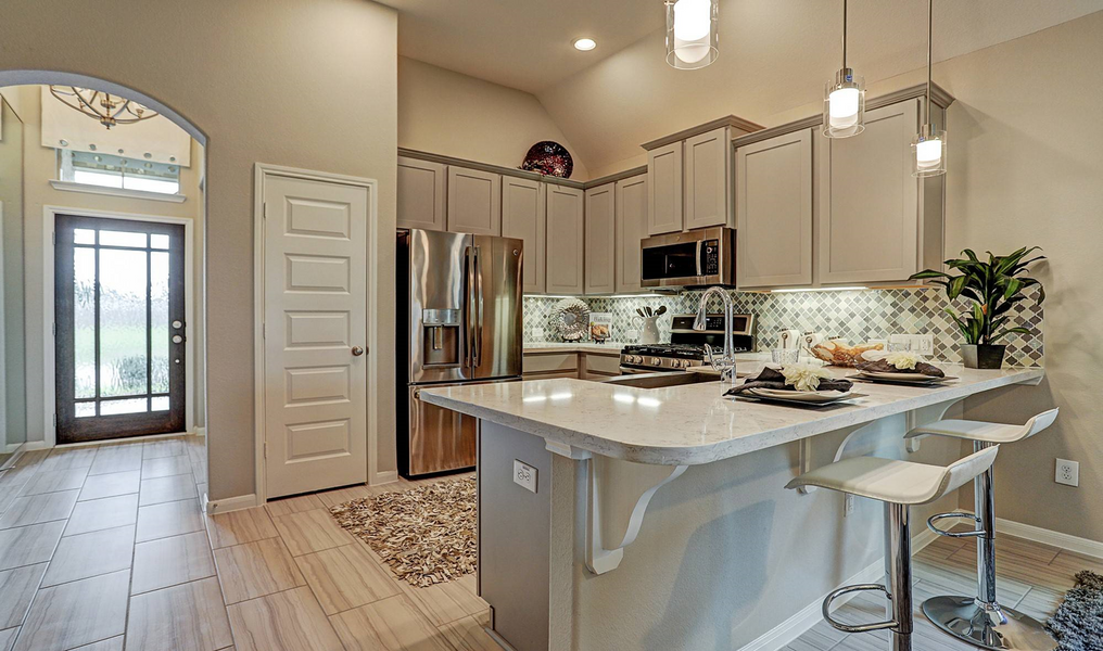 Image 12 of the Bayou Lakes community in Dickinson, TX.